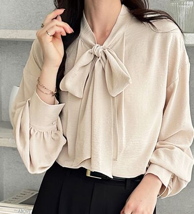 GeeRA（ジーラ）の「前後２ｗａｙボウタイブラウス（ブラウス）」