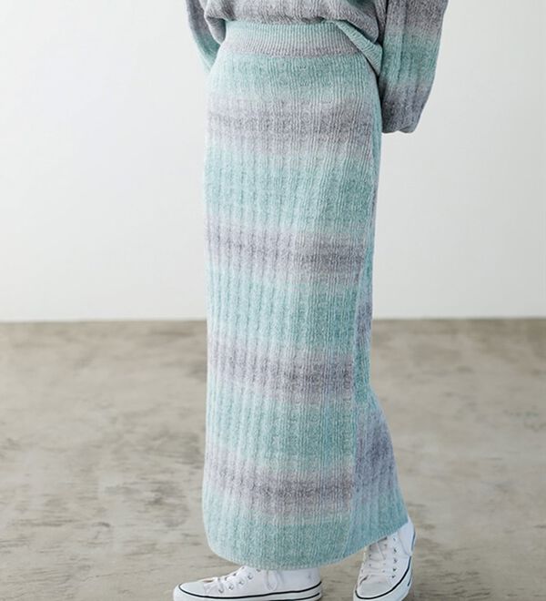 GeeRA（ジーラ）の「グラデーションニットスカート（ロングスカート）」｜詳細画像