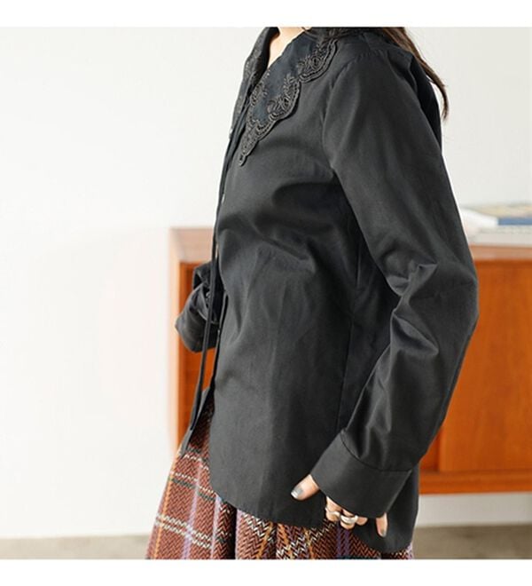 GeeRA（ジーラ）の「レース刺しゅう衿ブラウス（ブラウス）」｜詳細画像