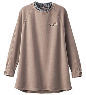 BELLUNA（ベルーナ）の「衿フリルデザイン裏起毛プルオーバー（カットソー）」｜トープ