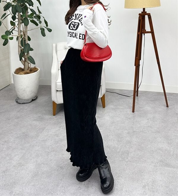 GeeRA（ジーラ）の「すっきり見え！ベロアプリーツロングスカート（ロングスカート）」｜詳細画像