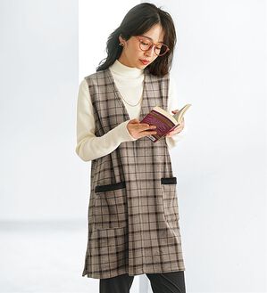 BELLUNA（ベルーナ）の「なめらか裏ベロアジャンパースカート（ジャンパースカート）」｜モカ系チェック