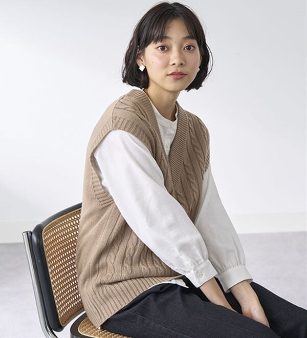 BELLUNA（ベルーナ）の「ニットベストアンサンブル（ベスト）」｜詳細画像