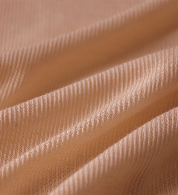 Viola e Viola（ヴィオラ エ ヴィオラ）の「スラブシアーテレコアシメデザイントップス（カットソー）」｜詳細画像