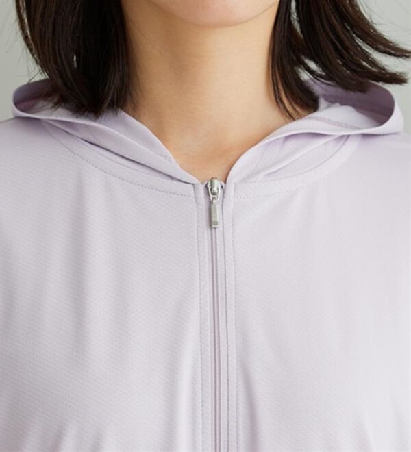 BELLUNA（ベルーナ）の「【接触冷感/UV対策/軽量】ヒンヤリ＆UV対策軽量パーカー（パーカー）」｜詳細画像