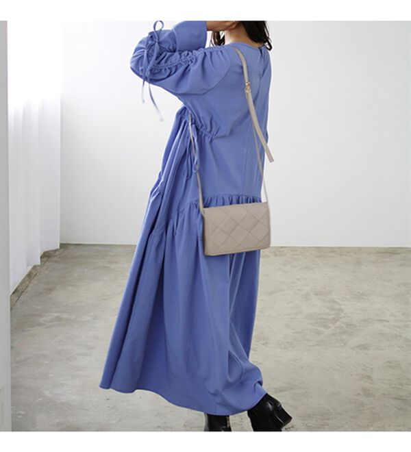 GeeRA（ジーラ）の「シャーリングワンピース（その他ワンピース）」｜詳細画像