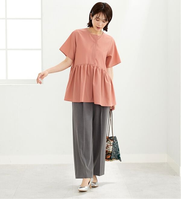 BELLUNA（ベルーナ）の「さらっと軽やか！ペプラムチュニック（チュニック）」｜詳細画像