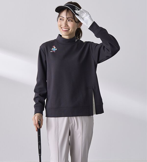 BELLUNA（ベルーナ）の「【Ｄｉｓｎｅｙ／ＦＩＬＡ】ダンボールニットスリットプルオーバー（カットソー）」｜詳細画像