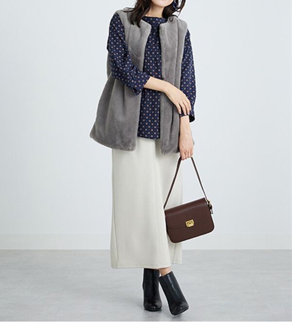 BELLUNA（ベルーナ）の「ホック付き！着映えるファーベスト（ベスト）」｜詳細画像