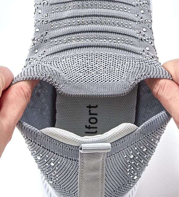 BELLUNA（ベルーナ）の「きらめきビジューニットスニーカー（スニーカー）」｜詳細画像