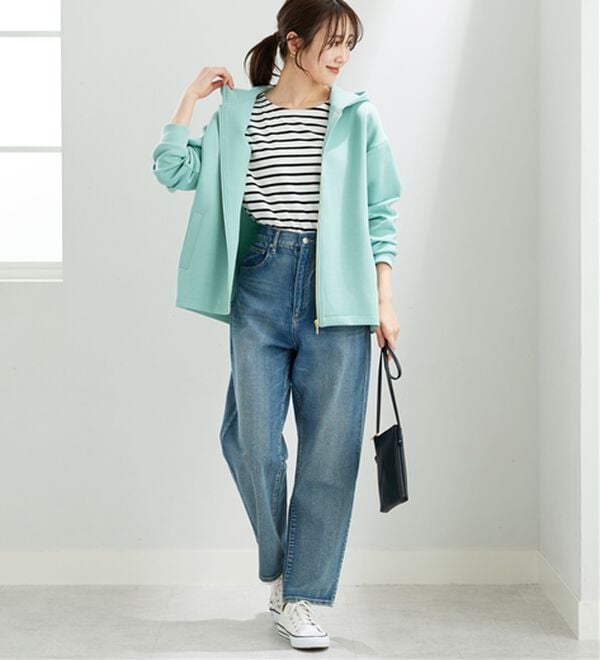 BELLUNA（ベルーナ）の「【快適Ｌａｂ．】とろみ素材裾タックパーカー（パーカー）」｜詳細画像