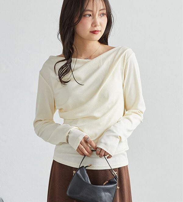 RANAN（ラナン）の「【新色追加】上品ドレープリブロングＴシャツ（カットソー）」｜アイボリー