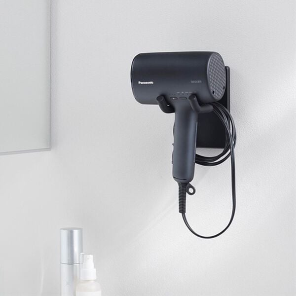 iellio（イエリオ）の「タワー　ウォール角度調節ドライヤーホルダー＜ｔｏｗｅｒ山崎実業＞（洗面用品）」｜詳細画像