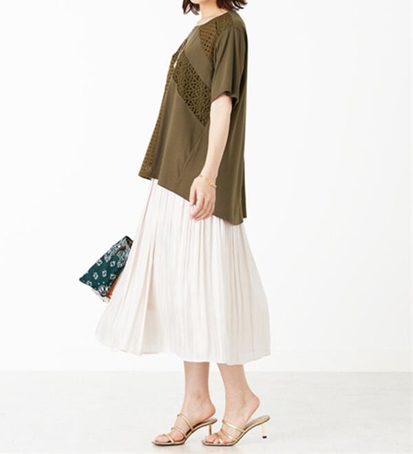 BELLUNA（ベルーナ）の「【Ｌａｇｒｉｌｕａ】異素材レース切替プルオーバー（カットソー）」｜詳細画像