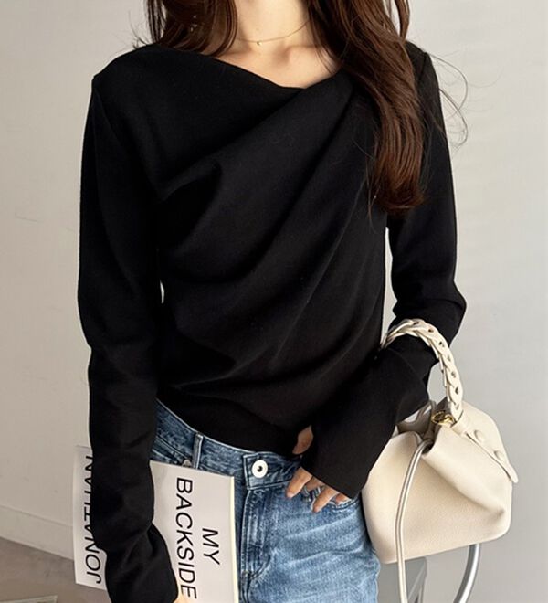 GeeRA（ジーラ）の「ドレープデザインカットソー（カットソー）」｜詳細画像