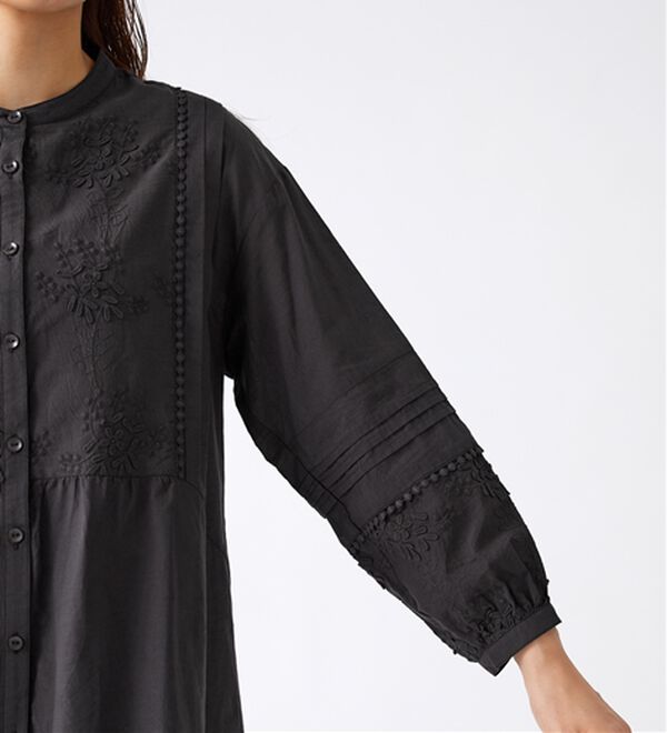 BELLUNA（ベルーナ）の「モチーフレースピンタック使いチュニック（チュニック）」｜詳細画像