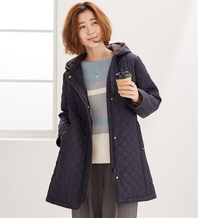 BELLUNA（ベルーナ）の「パイピング使い細見えキルトデザインコート（ロングコート）」