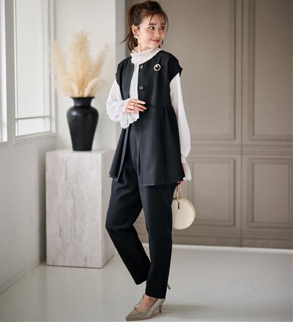 RANAN（ラナン）の「洗える！ペプラムギャザーベストセットアップ（パンツスーツ）」｜詳細画像