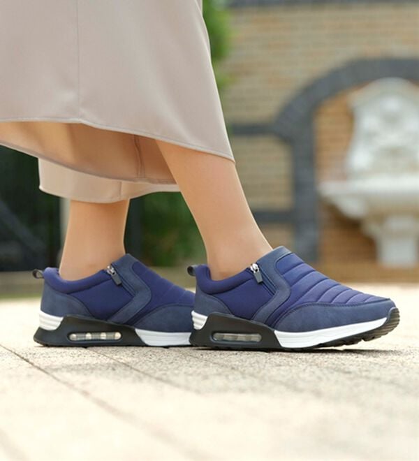 BELLUNA（ベルーナ）の「４Ｅボンディング風エアソールスニーカー（スニーカー）」｜詳細画像