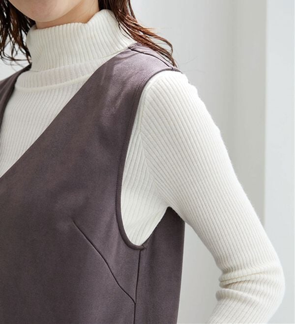 BELLUNA（ベルーナ）の「金ボタン使いスエード調ジャンパ―ドレス（ジャンパースカート）」｜詳細画像