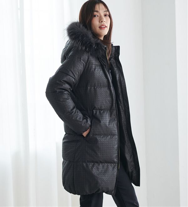 LIZLISA リズリサドール ファー付きフード ブラック ダウンジャケット F