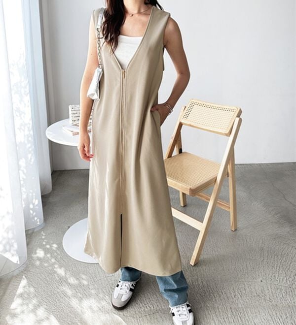 GeeRA（ジーラ）の「３ＷＡＹジップデザインジレワンピース（ジレ）」｜詳細画像