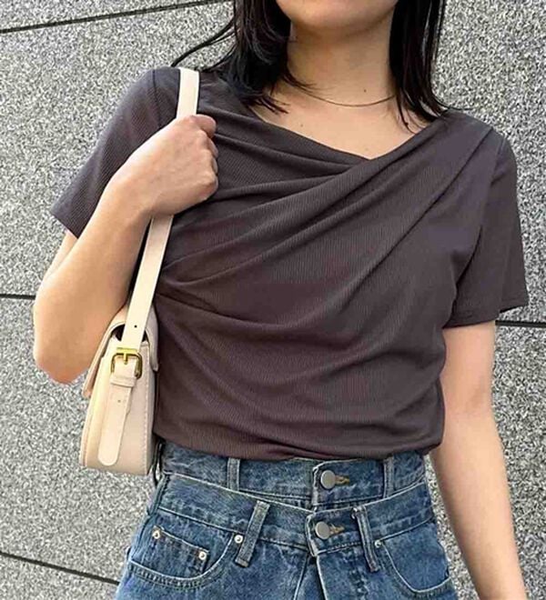 RANAN（ラナン）の「【ひんやり/UV対策】上品ドレープリブTシャツ（カットソー）」｜詳細画像