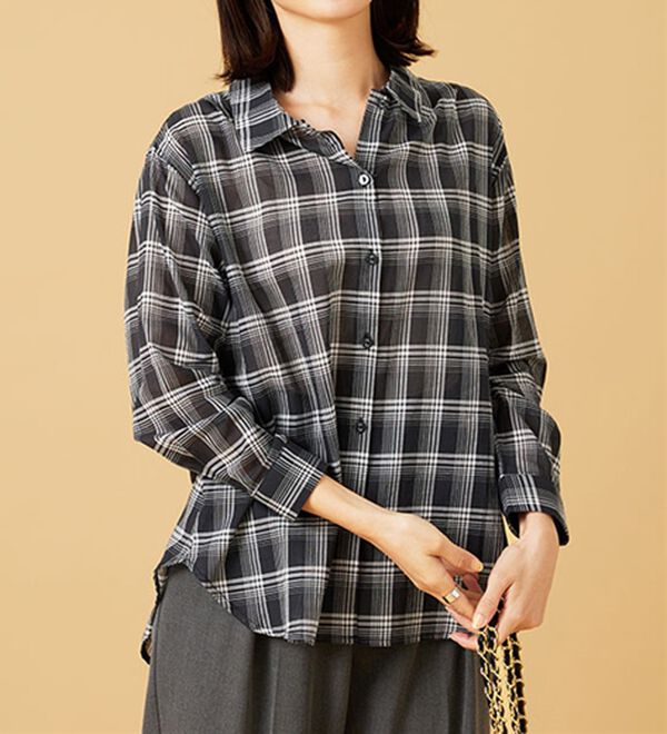 BELLUNA（ベルーナ）の「涼やか綿１００％シアー素材チェックシャツ（チュニック）」｜詳細画像