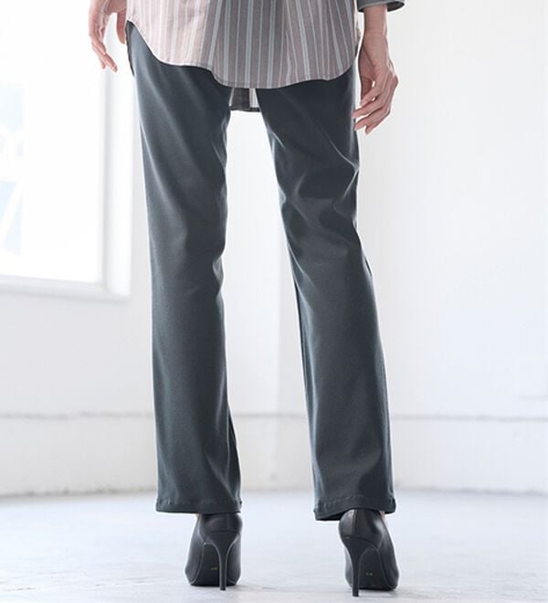 BELLUNA（ベルーナ）の「ウルトラ美脚ストレッチパンツ（フルレングスパンツ）」｜詳細画像