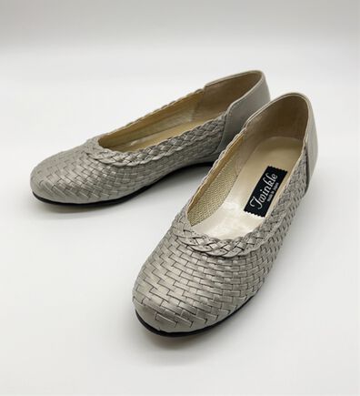 BELLUNA（ベルーナ）の「４Ｅ牛革編み込みメッシュパンプス（パンプス）」