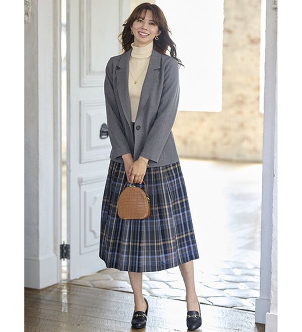 BELLUNA（ベルーナ）の「＜楽スタフィット＞シリーズ（ジャケット・パンツ・ベスト）（フルレングスパンツ）」｜詳細画像