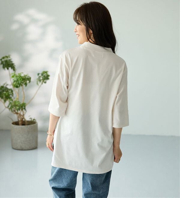 BELLUNA（ベルーナ）の「＜ＥＬＬＥ　Ａｃｔｉｖｅ＞多機能ロゴプリントチュニック（チュニック）」｜詳細画像