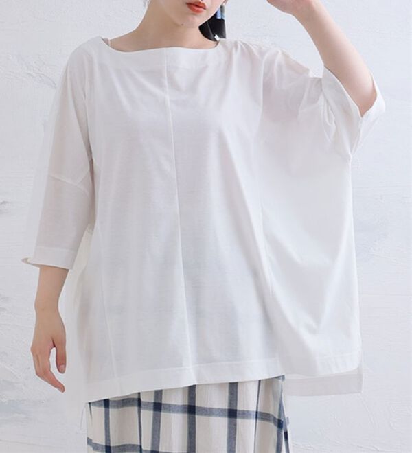 A HAPPY MARILYN（アハッピーマリリン）の「【視覚効果で細魅せシリーズ】ゆったりシルエット プルオーバー（カットソー）」｜オフホワイト