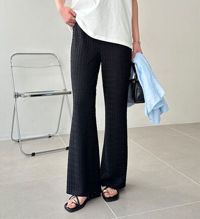 GeeRA（ジーラ）の「レース見えセミフレアイージーパンツ（フルレングスパンツ）」