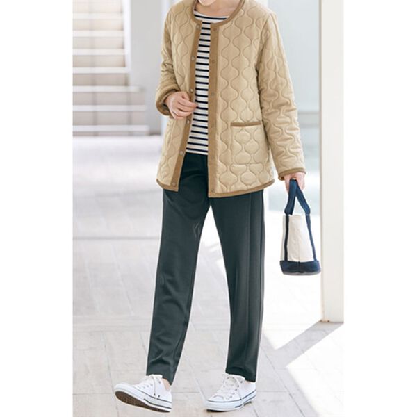 BELLUNA（ベルーナ）の「着ぶくれしにくい！裏シャギーキルトジャケット（ブルゾン）」｜詳細画像