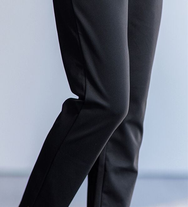 BELLUNA（ベルーナ）の「新触感！マシュマロみたいななめらかストレッチパンツ（フルレングスパンツ）」｜詳細画像