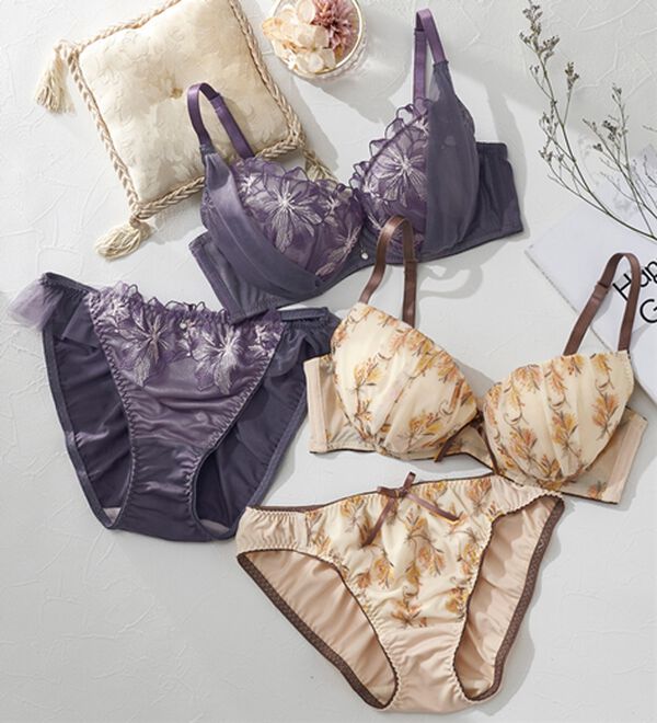 YU'NOW（ユナウ）の「ぷるるん谷間のノンワイヤーブラ＆ショーツ（ブラジャー＆ショーツセット）」｜詳細画像