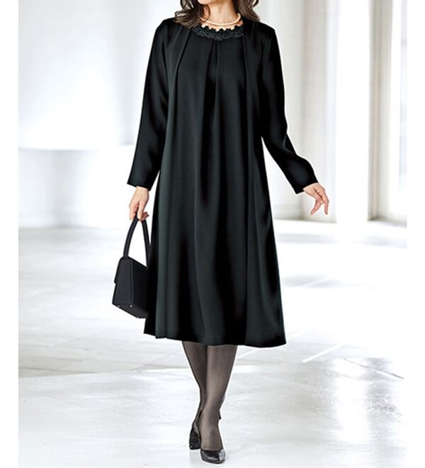 BELLUNA（ベルーナ）の「静電気防止！洗えるゆったりフォーマルワンピース（ブラックフォーマル（喪服・礼服））」｜黒