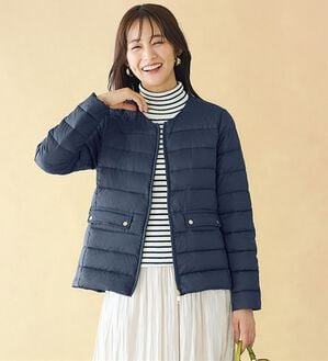 BELLUNA（ベルーナ）の「【ＦｕｗａｉｒＬｉｇｈｔ】ノーカラー軽量ダウンジャケット（ダウンコート・ジャケット・ベスト）」｜ネイビー