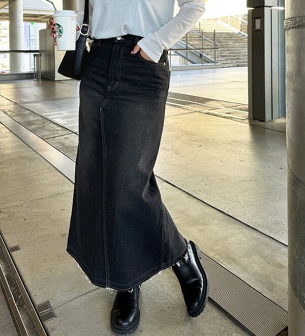 GeeRA（ジーラ）の「バックスリットデニムロングスカート（ロングスカート）」｜詳細画像