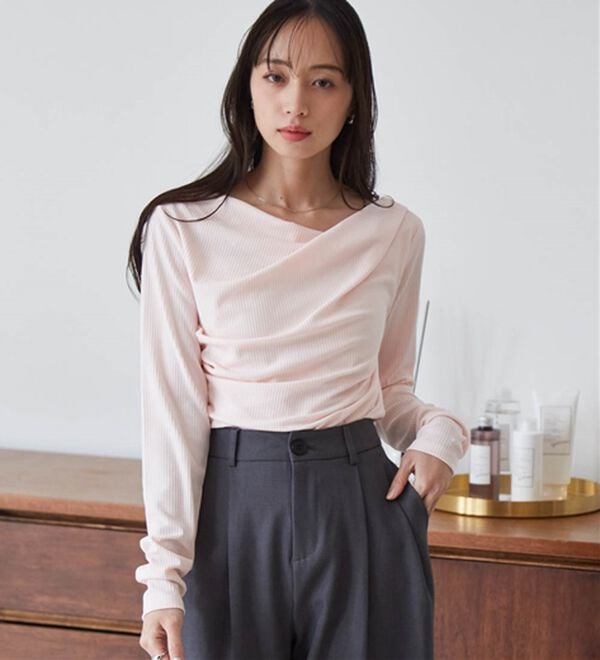 RANAN（ラナン）の「【春色追加】上品ドレープリブロングＴシャツ（カットソー）」｜詳細画像