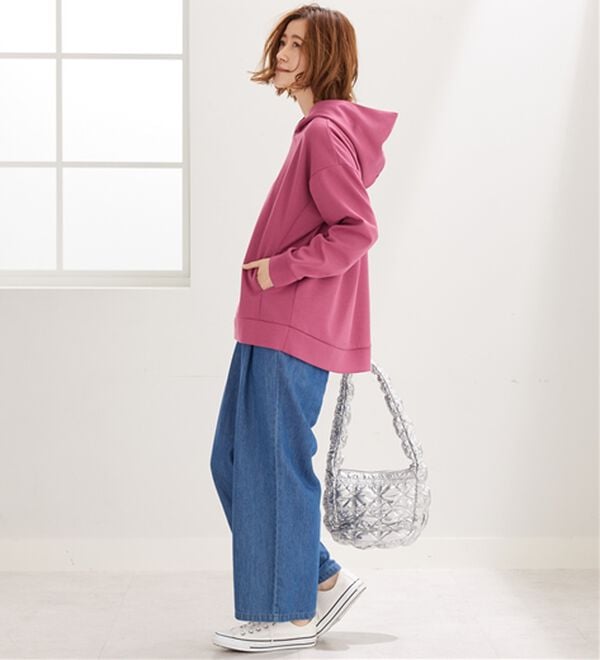 BELLUNA（ベルーナ）の「とろみ素材フードデザインパーカー（パーカー）」｜詳細画像