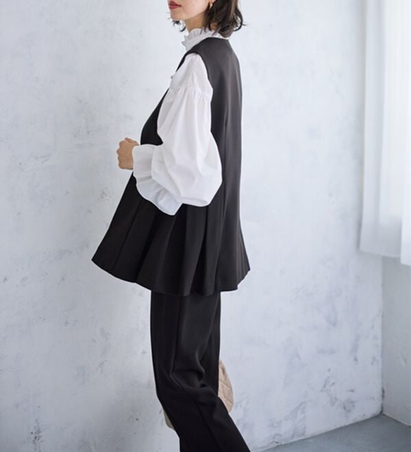 GeeRA（ジーラ）の「【入卒式/セレモニー】ペプラムベストセットアップスーツ（パンツスーツ）」｜詳細画像