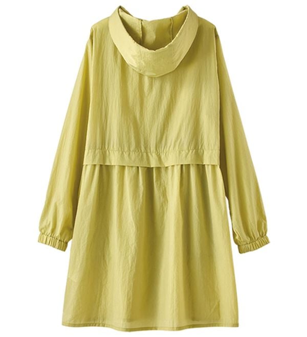 BELLUNA（ベルーナ）の「＜ＦＩＬＡ＞日差しガード付はっ水軽量ブルゾン（ブルゾン）」｜詳細画像