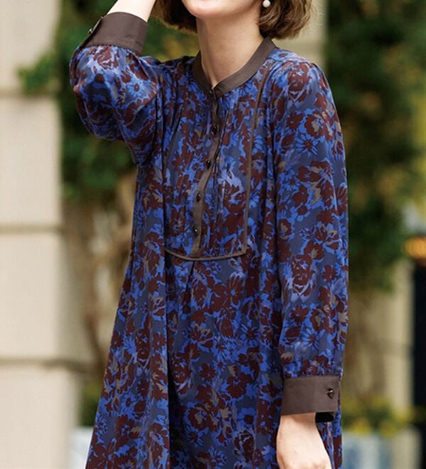 BELLUNA（ベルーナ）の「ビンテージ柄ピンタック使いワンピース（その他ワンピース）」｜詳細画像