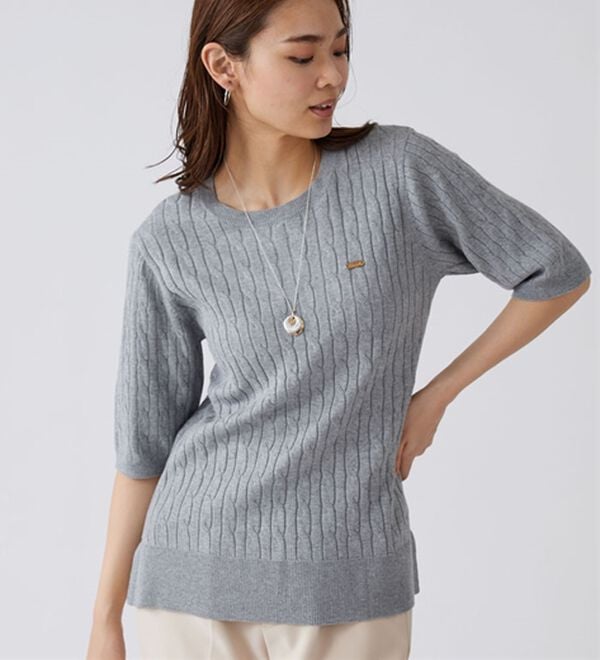 BELLUNA（ベルーナ）の「軽やか綿混！ケーブルニットプルオーバー（ニット・セーター）」｜詳細画像