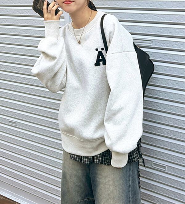 GeeRA（ジーラ）の「サガラ刺繍裏起毛スウェット（トレーナー・スウェット）」｜詳細画像