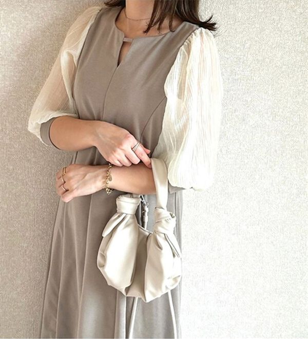 GeeRA（ジーラ）の「袖楊柳シアー美ラインワンピース（カットソーワンピース）」｜詳細画像