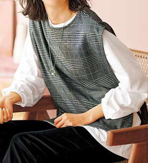 BELLUNA（ベルーナ）の「カットソージャカード素材ベストアンサンブル（アンサンブル）」｜グレンチェック