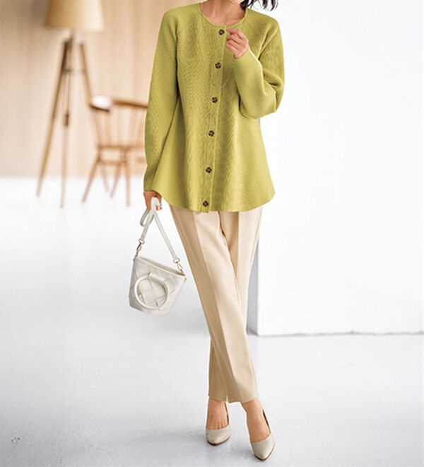 BELLUNA（ベルーナ）の「上品スポンディッシュニットペプラムカーディガン（ニットカーディガン）」｜詳細画像